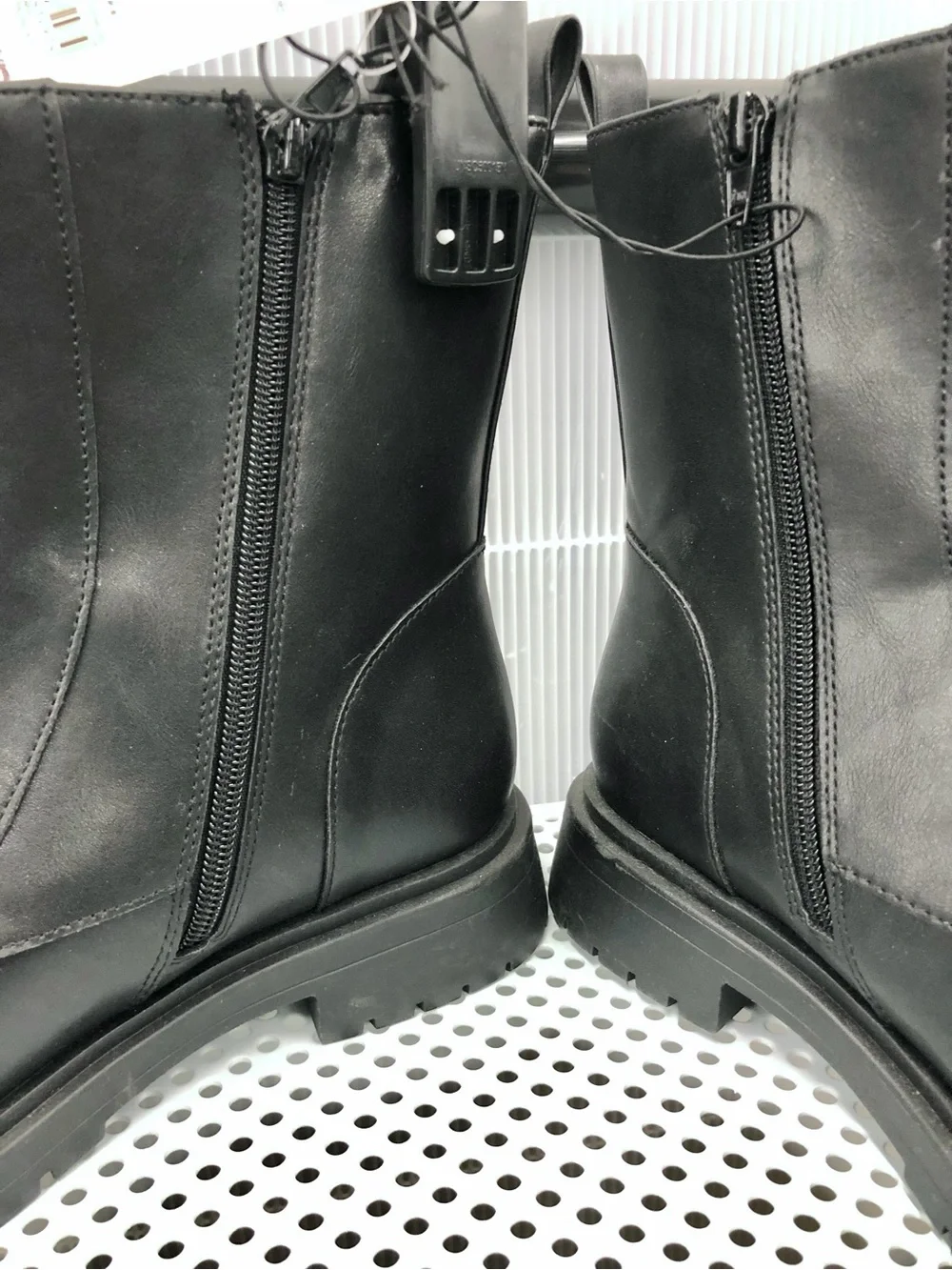 NEW WEEKEND ACADEMY Boots Black Size 6 Big Girl
